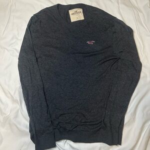 Hollister Men's Charcoal Crewneck Sweater